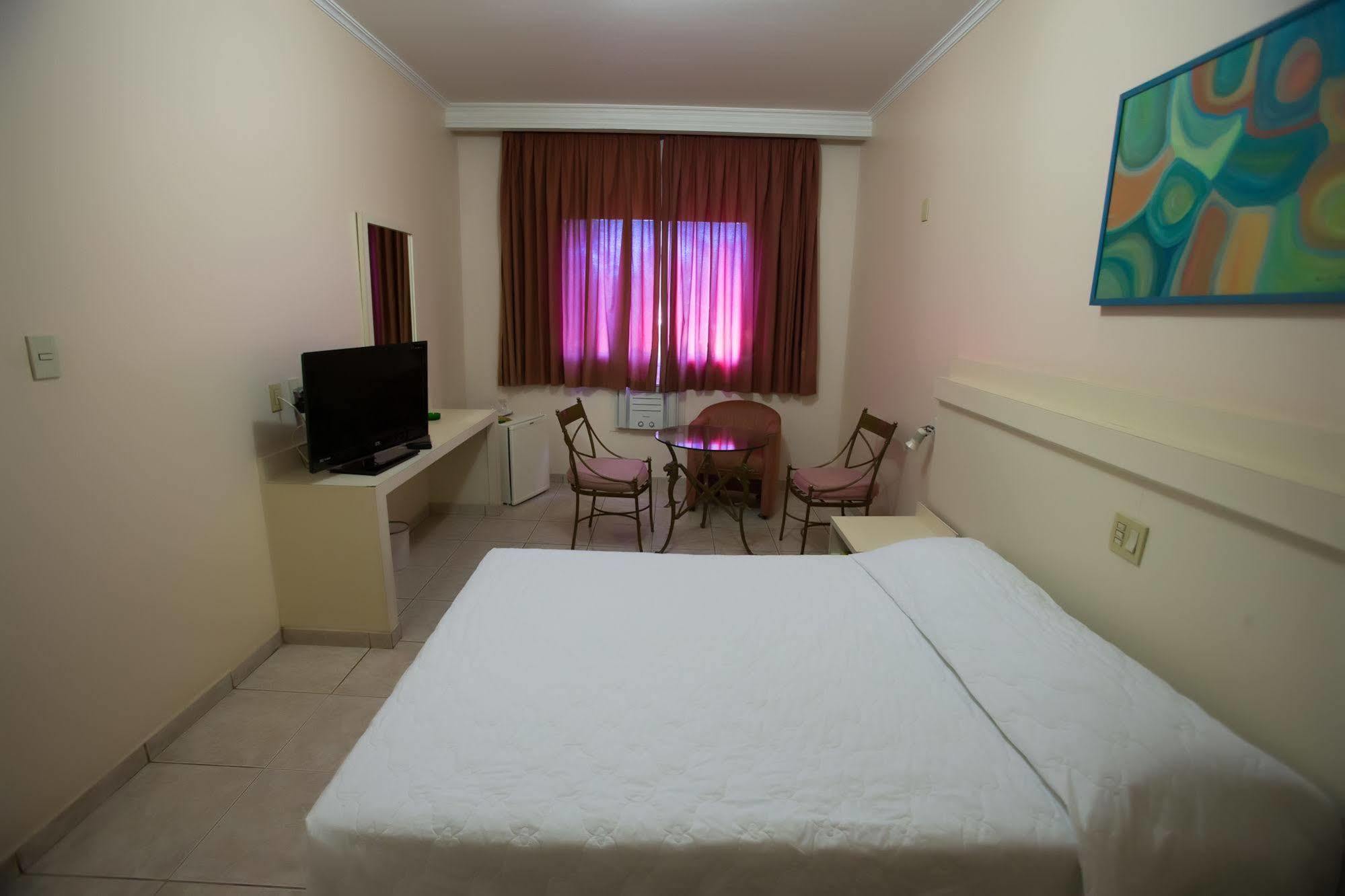 Prince Hotel Ribeirão Preto Esterno foto